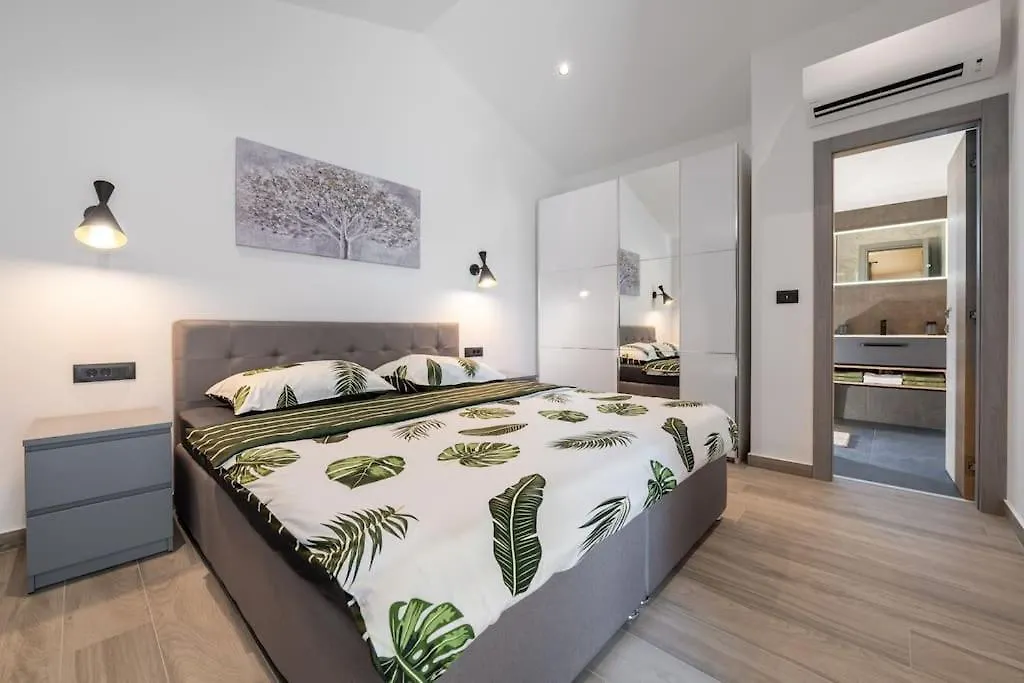 Villa Fortuna Labin  Croatia