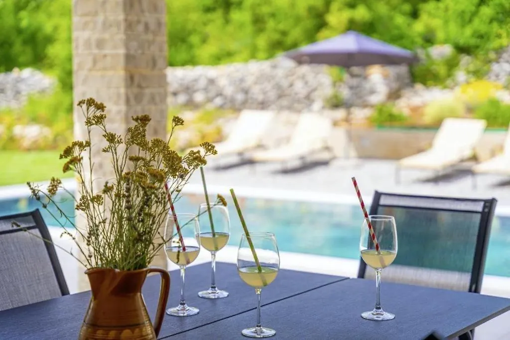 Villa Fortuna Labin  Croatia